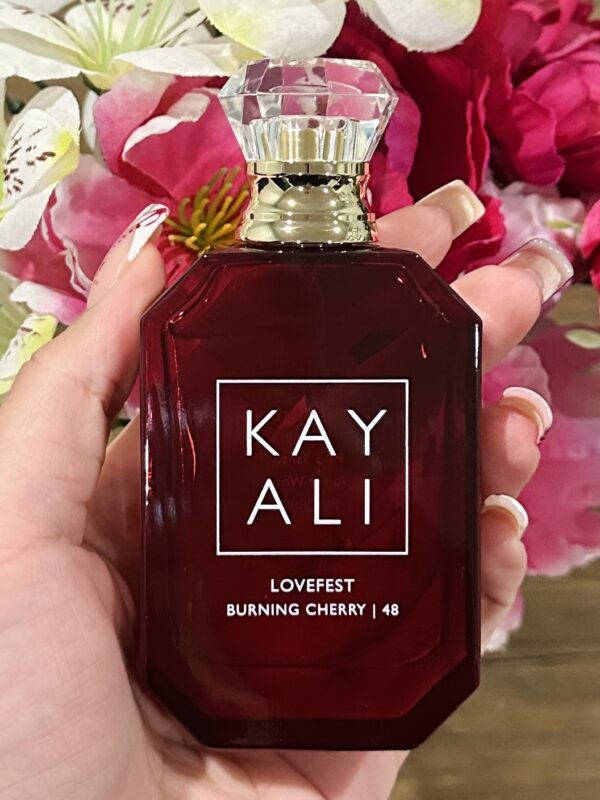 Kayali Lovefest Burning Cherry!