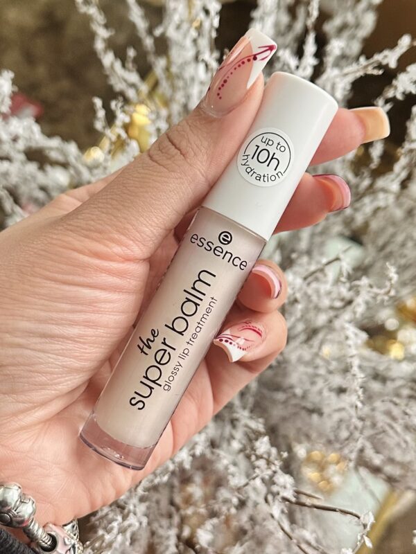 New Essence Super Balm Glossy Lip Treatment!